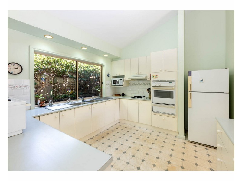 20 Keatinge Court, Lavington NSW 2641