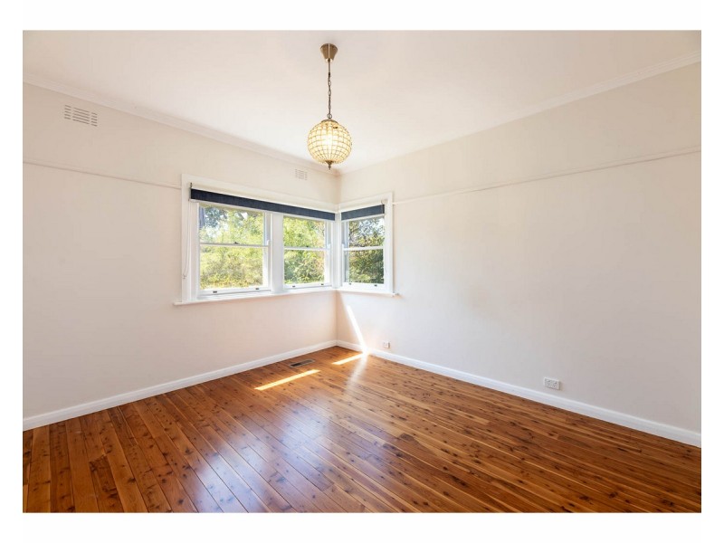 929 Padman Drive, West Albury NSW 2640