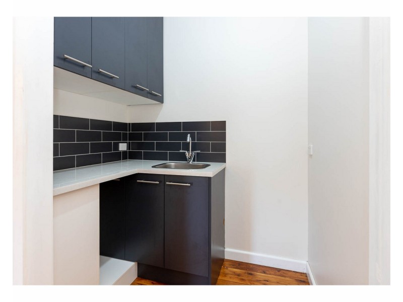 929 Padman Drive, West Albury NSW 2640