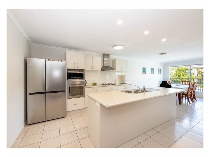 95 Rivergum Drive, East Albury NSW 2640
