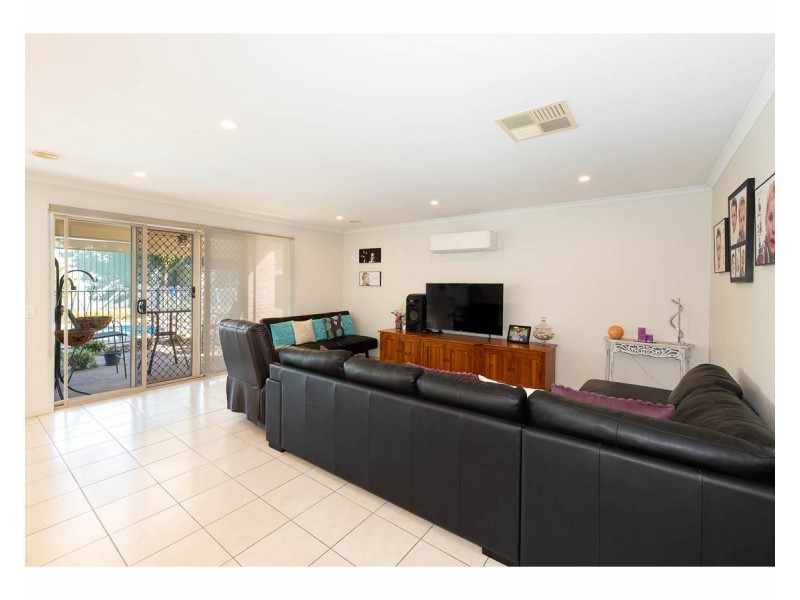 95 Rivergum Drive, East Albury NSW 2640