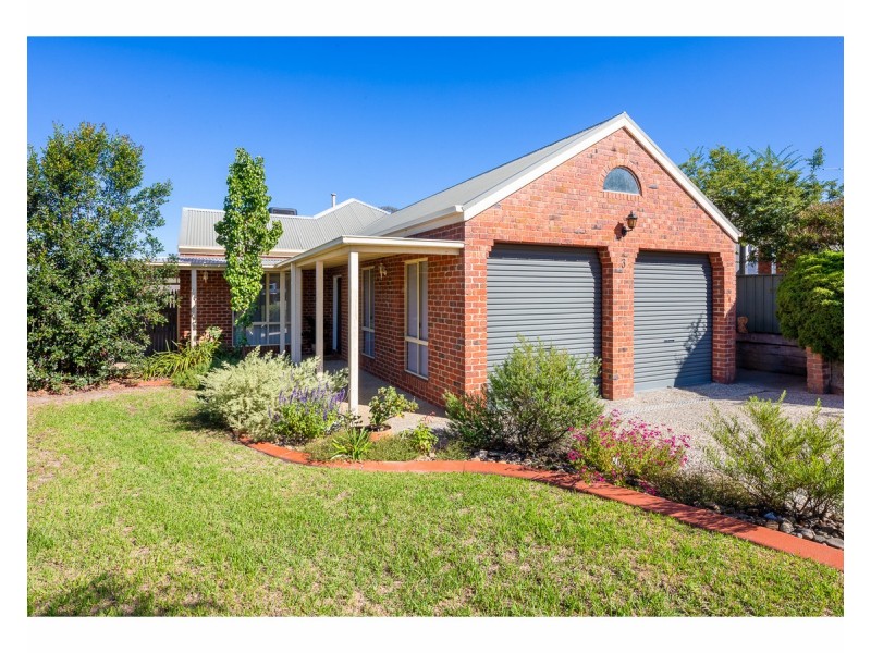 3 Dirru Court, Springdale Heights NSW 2641