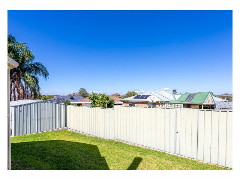 3 Dirru Court, Springdale Heights NSW 2641
