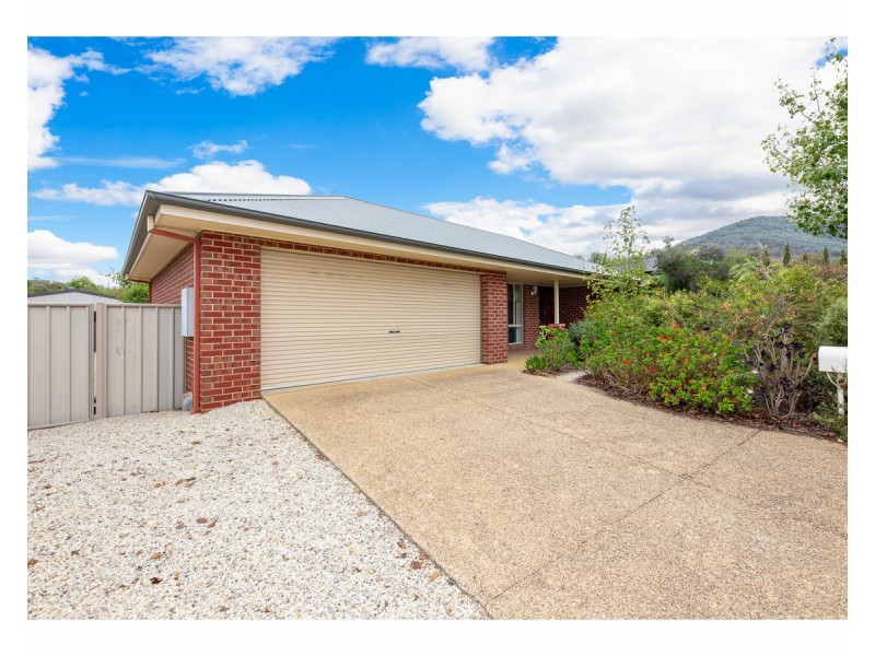 4 Hemlock Court, Baranduda VIC 3691