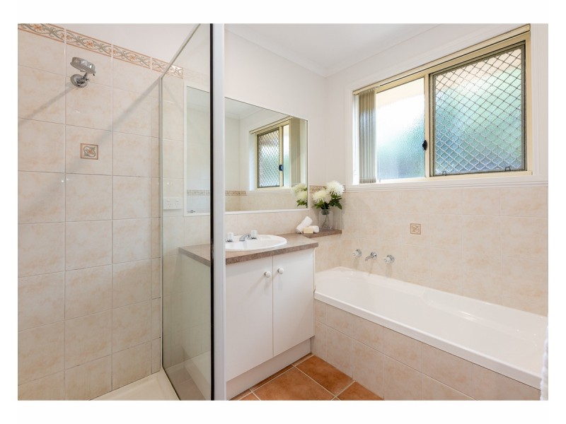 10 Denny Court, Thurgoona NSW 2640