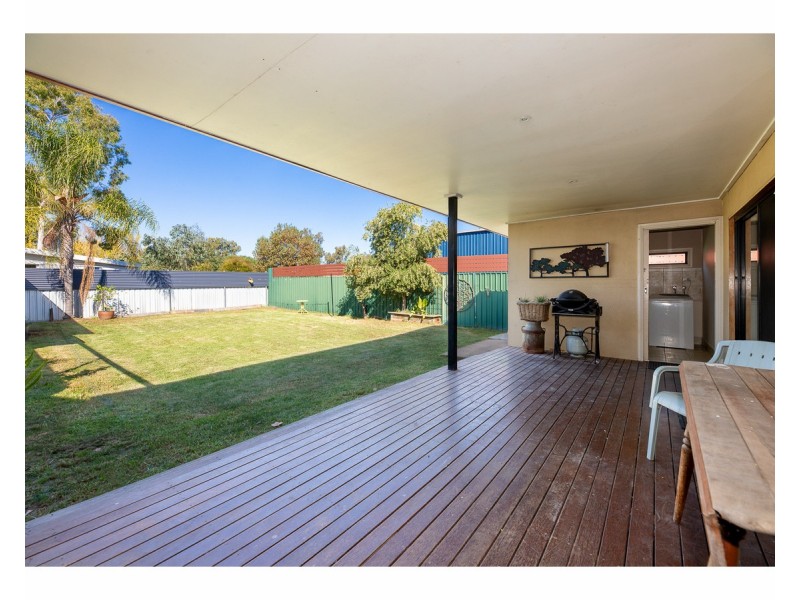 192 Olive Street, South Albury NSW 2640