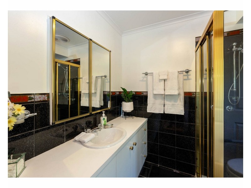 599 Regina Avenue, North Albury NSW 2640