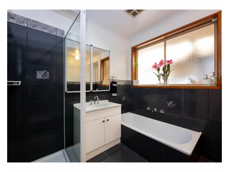 599 Regina Avenue, North Albury NSW 2640