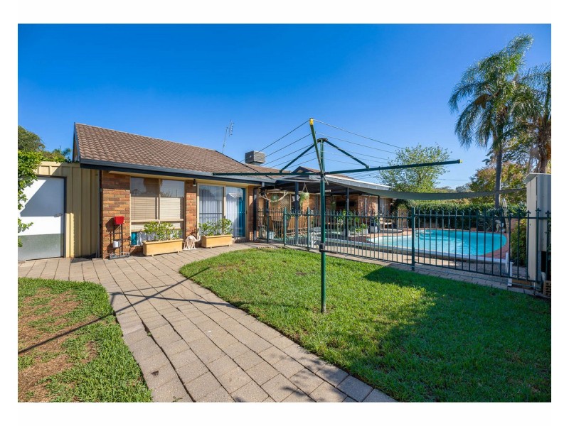 599 Regina Avenue, North Albury NSW 2640