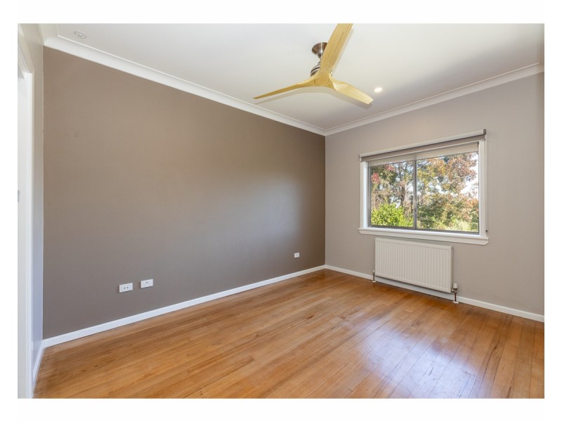 499 Saunders Avenue, East Albury NSW 2640