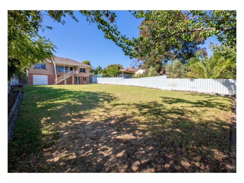 499 Saunders Avenue, East Albury NSW 2640