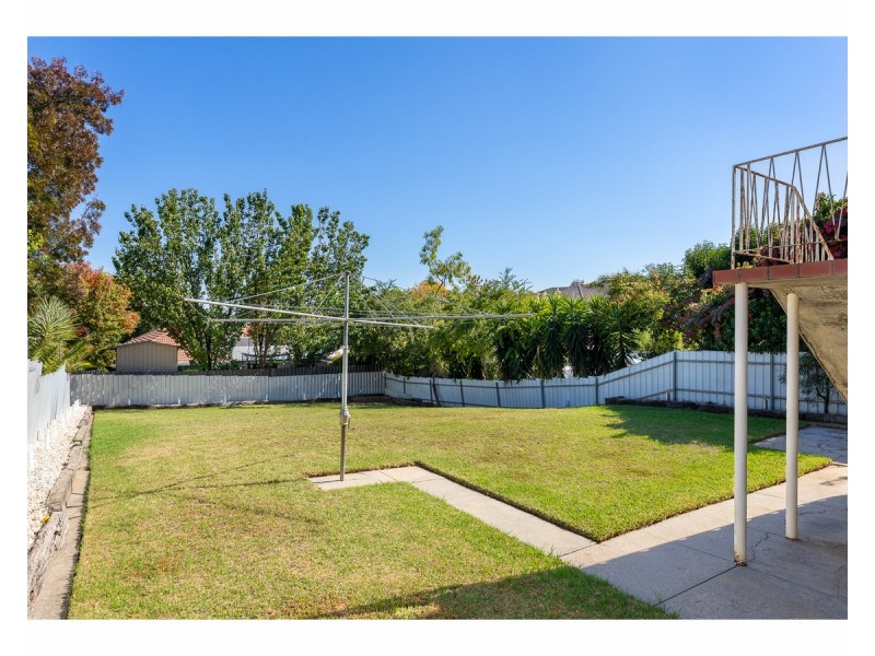 499 Saunders Avenue, East Albury NSW 2640