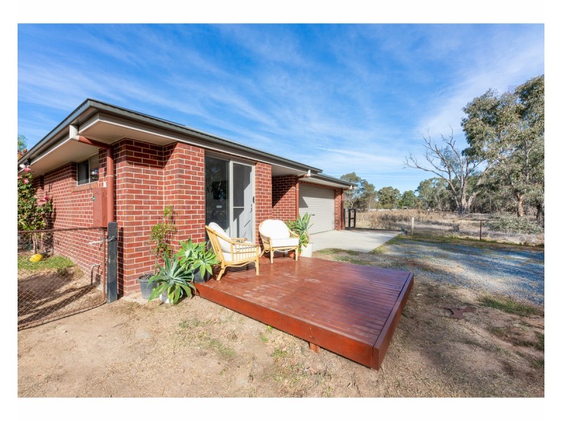 19 Smith Street, Henty NSW 2658