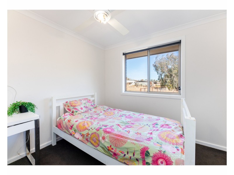 19 Smith Street, Henty NSW 2658