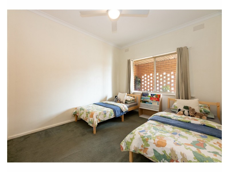 2/353 Tarakan Avenue, North Albury NSW 2640