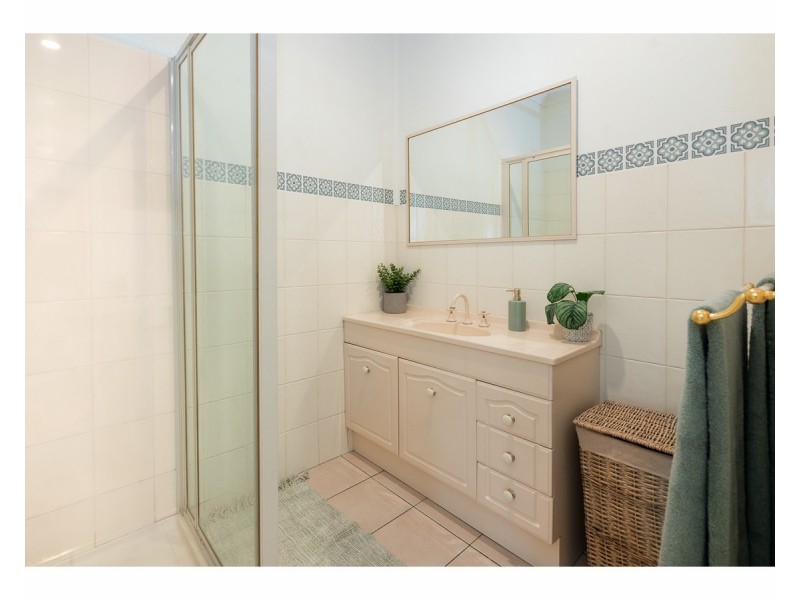 2/353 Tarakan Avenue, North Albury NSW 2640