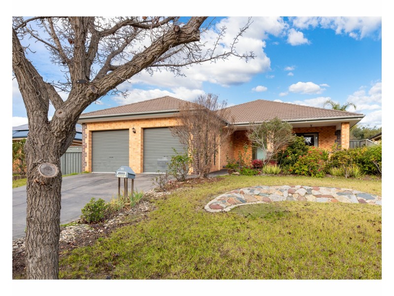 11 Winnell Court, Thurgoona NSW 2640
