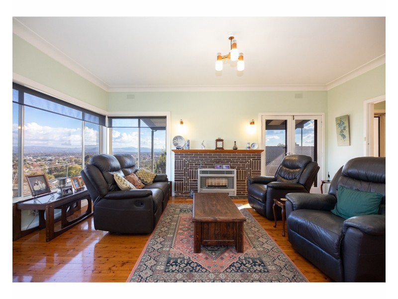 214 Mount Street, East Albury NSW 2640