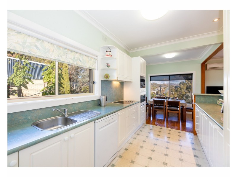 214 Mount Street, East Albury NSW 2640