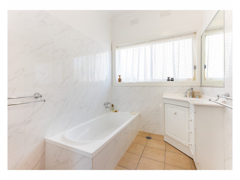 214 Mount Street, East Albury NSW 2640