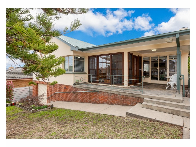 244 Denmar Street, East Albury NSW 2640