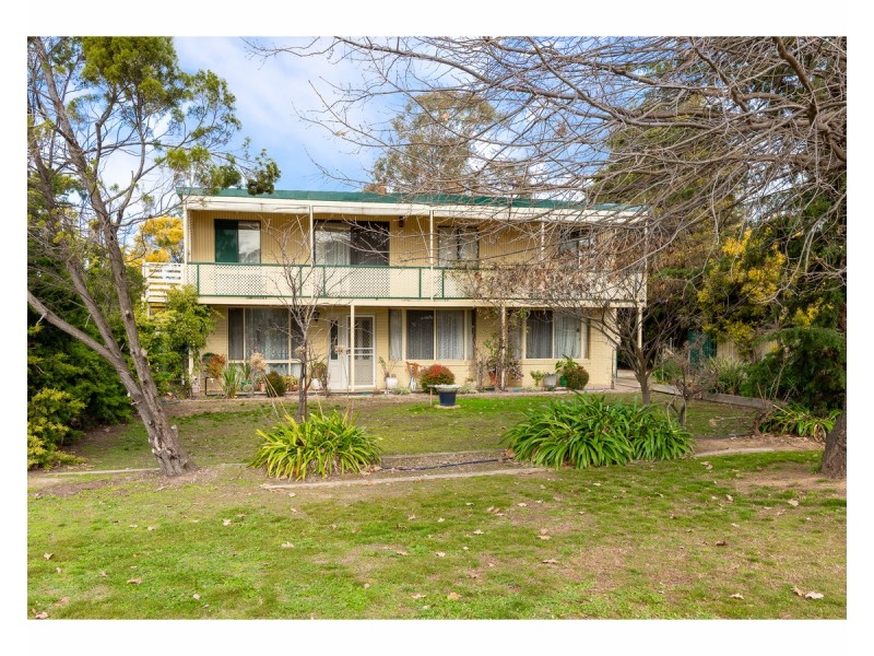 48 Kennedy Street, Howlong NSW 2643