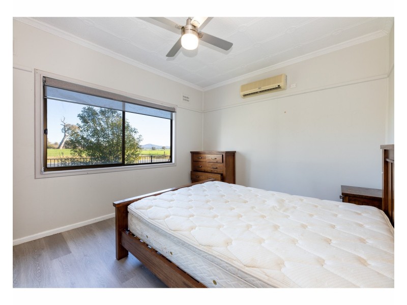 6 Spotted Gum Drive, Lake Hume Village NSW 3691