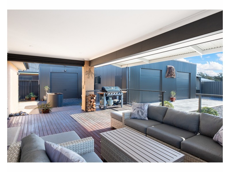 9 Flinders Way, West Wodonga VIC 3690