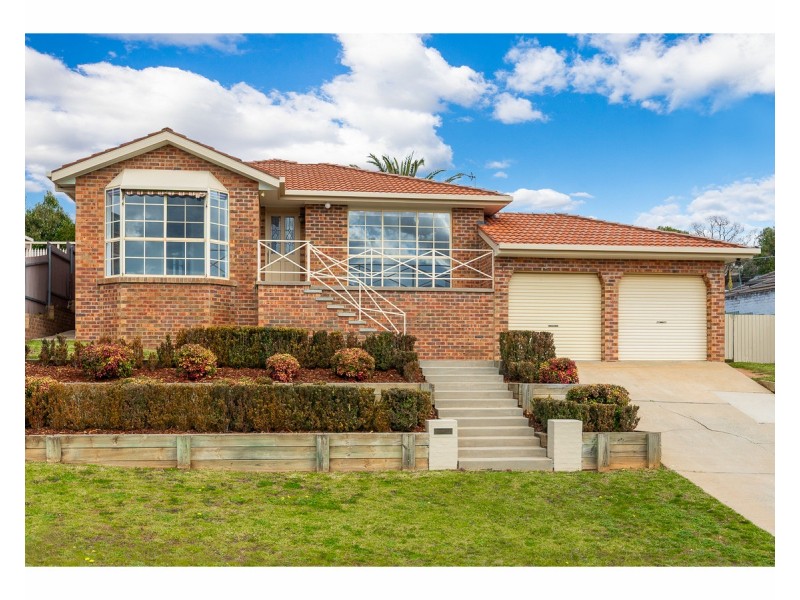 5 Orchard Way, Lavington NSW 2641