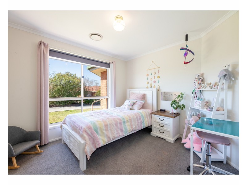 2/48 Mayfair Drive, Wodonga VIC 3690