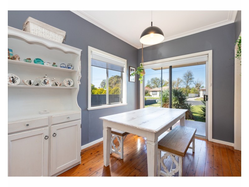 230 Kooba Street, North Albury NSW 2640
