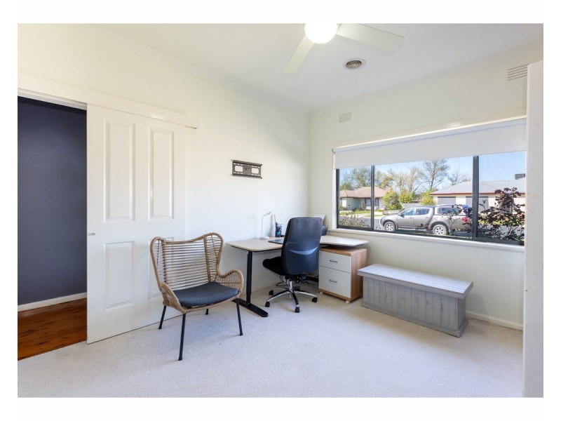 230 Kooba Street, North Albury NSW 2640