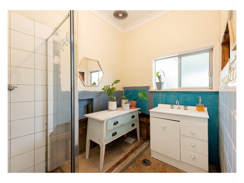 230 Kooba Street, North Albury NSW 2640