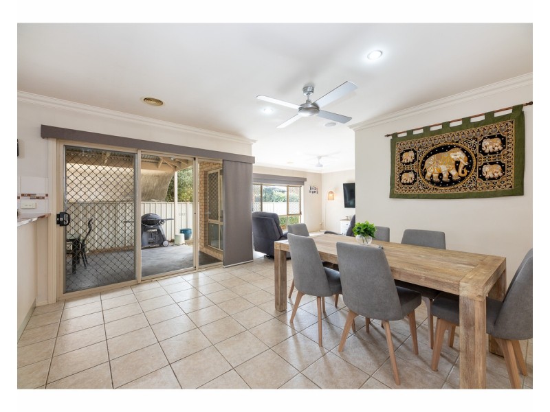 22 Willoughby Avenue, West Wodonga VIC 3690