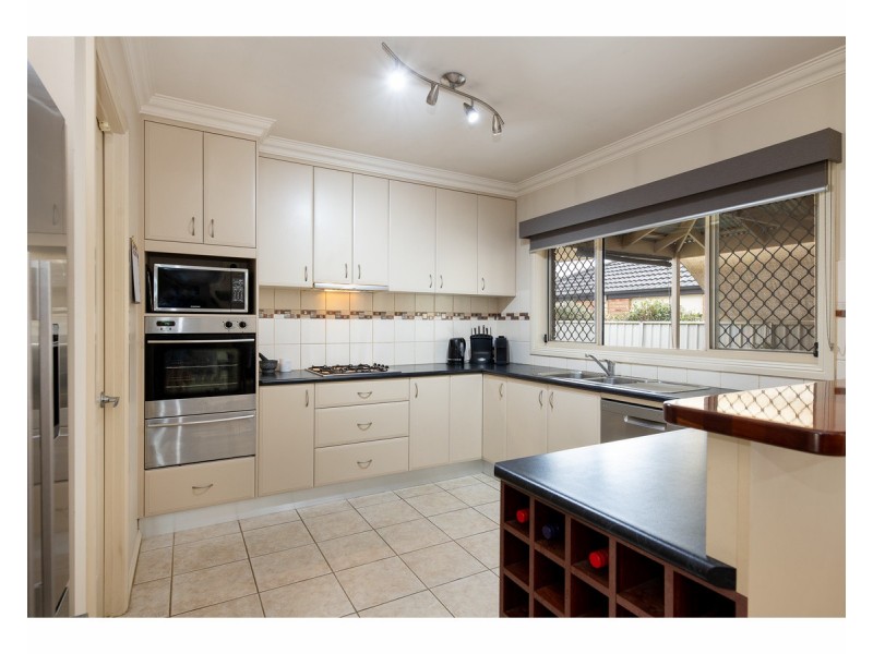 22 Willoughby Avenue, West Wodonga VIC 3690