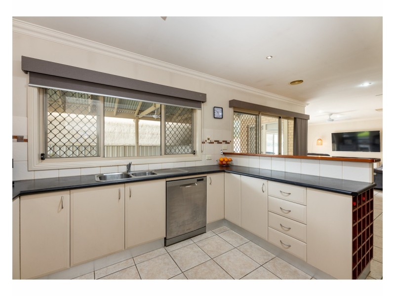 22 Willoughby Avenue, West Wodonga VIC 3690