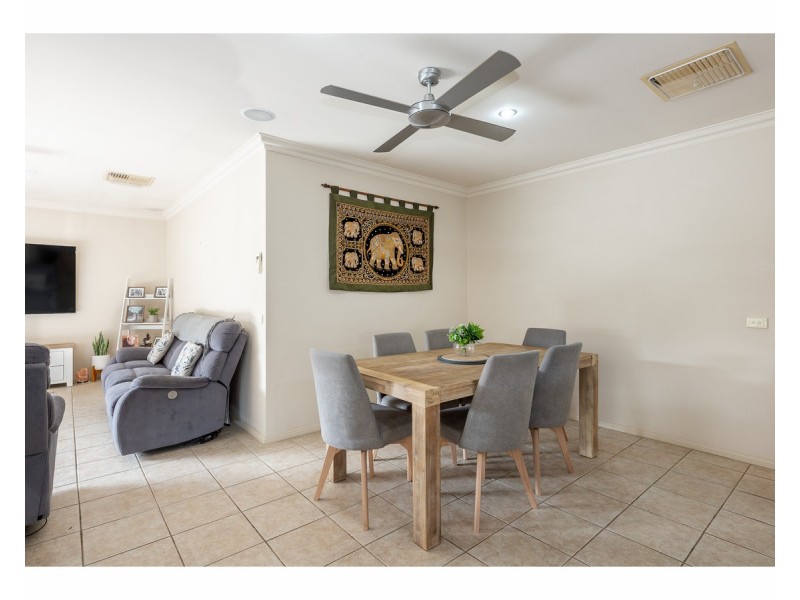 22 Willoughby Avenue, West Wodonga VIC 3690