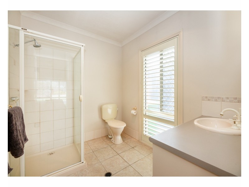 22 Willoughby Avenue, West Wodonga VIC 3690