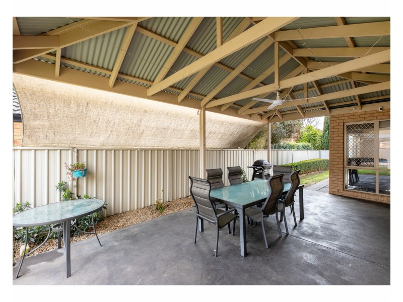 22 Willoughby Avenue, West Wodonga VIC 3690