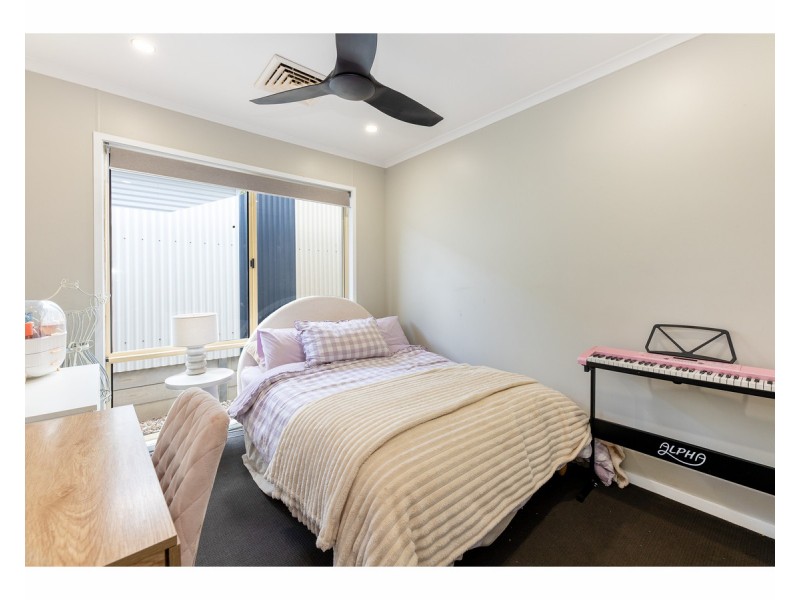 594 Osborne Street, Lavington NSW 2641
