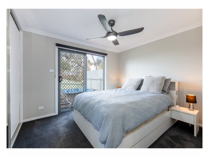 594 Osborne Street, Lavington NSW 2641