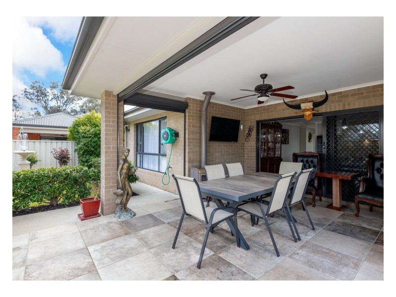 115 Pickworth Street, Thurgoona NSW 2640