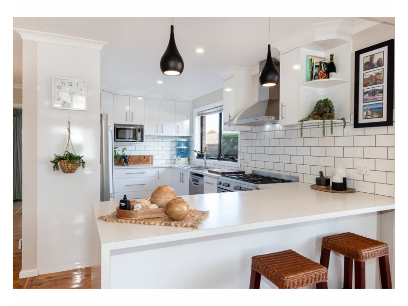 498 Parnall Street, Lavington NSW 2641