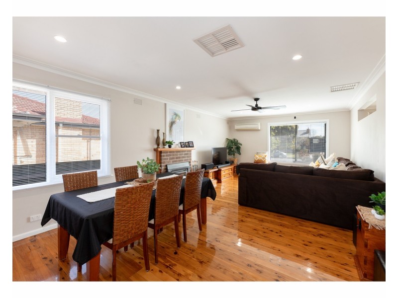 498 Parnall Street, Lavington NSW 2641