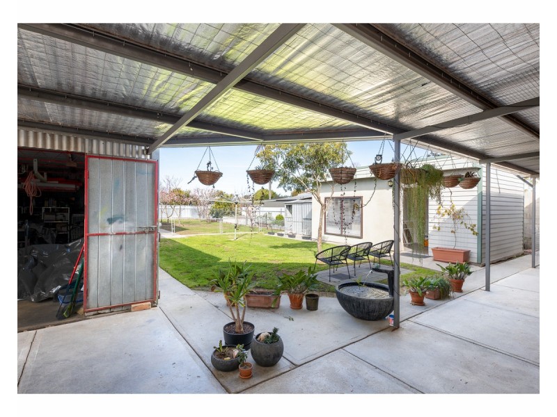 498 Parnall Street, Lavington NSW 2641