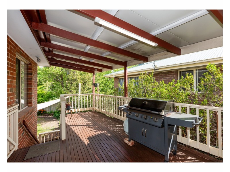 19 Doulton Drive, West Albury NSW 2640