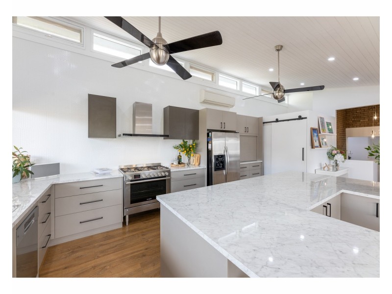 808 Bowdren Place, Glenroy NSW 2640