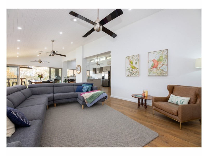 808 Bowdren Place, Glenroy NSW 2640