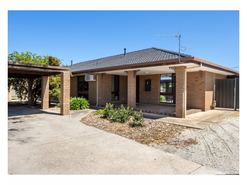 1/1 Robert Crescent, Wodonga VIC 3690