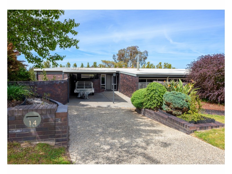 14 Darrambal Drive, Springdale Heights NSW 2641